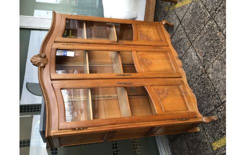 VITRINE 3 PORTES STYLE LOUIS XV