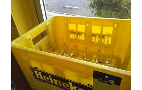 CAISSE BOUTEILLES HEINEKEN