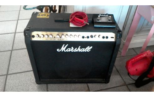 AMPLI GUITARE MARSHALL + PEDALE