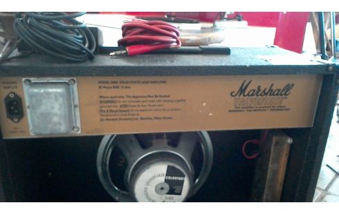 AMPLI GUITARE MARSHALL + PEDALE