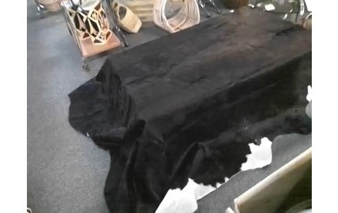 TAPIS PEAU DE VACHE