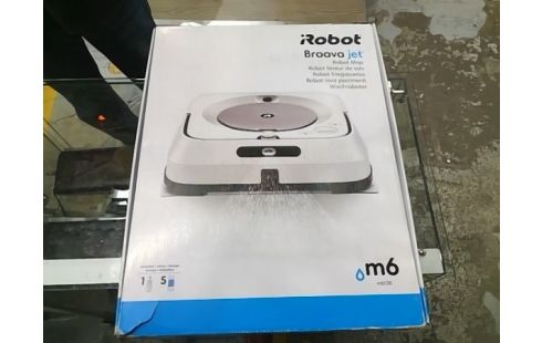 ROBOT LAVEUR DE SOLS