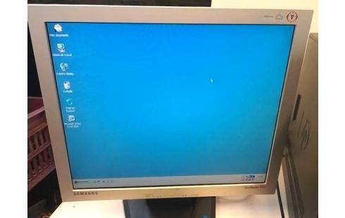 ORDINATEUR HP COMPAS WINDOWS 2000 AVEC ECRAN