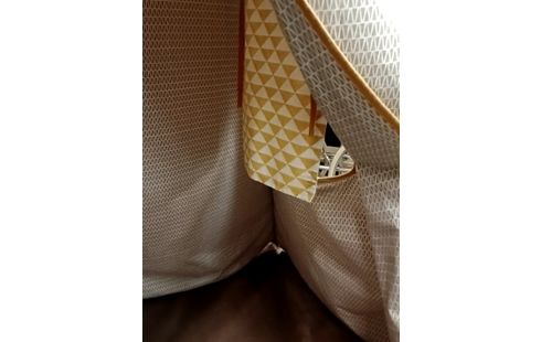 TIPI ENFANT AVEC TAPIS ET COUSSIN