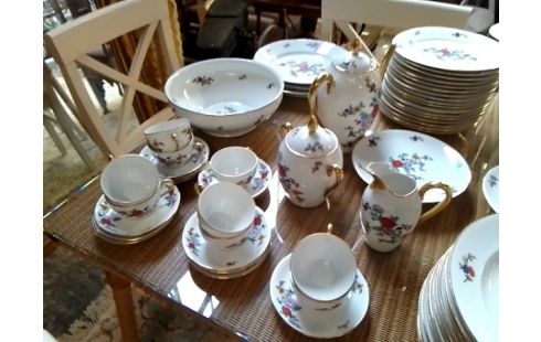 SERVICE DE TABLE LIMOGES UNIQUE 87 PIECES