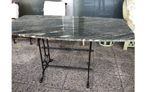 TABLE MARBRE VERT PIED FER FORGÉ