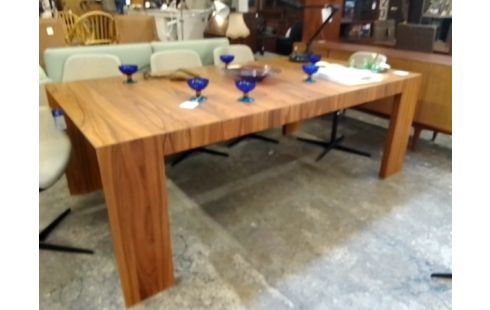 TABLE RECTANGULAIRE PALISSANDRE CASSINA