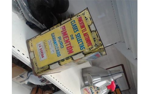 BOITE EN TOLE ANCIENNE