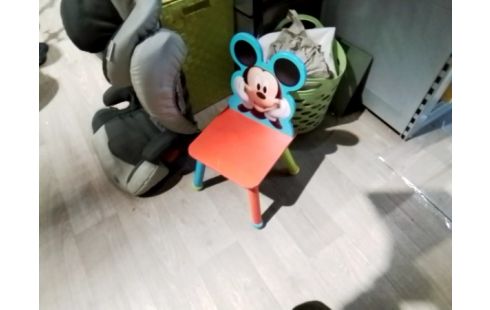 CHAISE ENFANT MICKEY