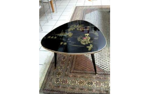 NIERENTISCH 3 BEINE SCHWARZ FLORAL