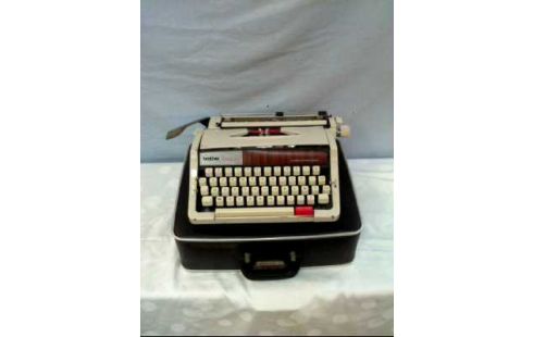 SCHREIBMASCHINE <BROTHER DELUXE 1510>