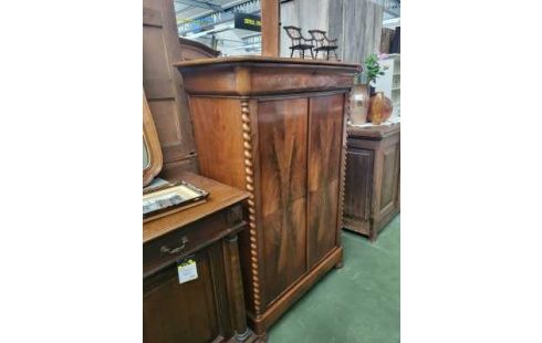 SCHRANK MAHAGONI-PYRAMIDE 2 TÜREN 1 SCHUBLADE