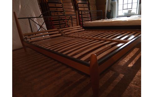 LIT MODERNE 180X200 AVEC SOMMIER