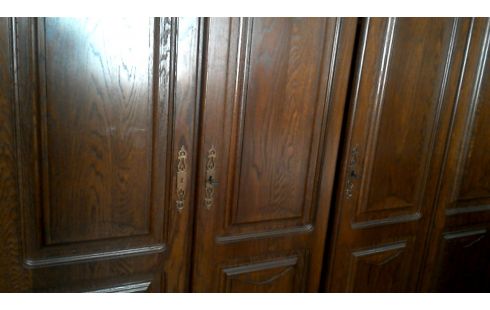 KLEIDERSCHRANK 1 EICHE 5 TÜREN