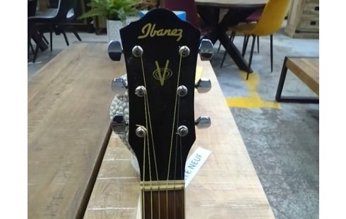GUITARE IBANEZ  EN L'ETAT
