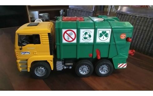 JOUET CAMION POUBELLE