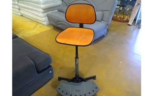 TABOURET D ARCHITECTE ALLEMAND