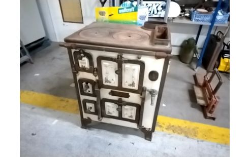 POELE A BOIS GODIN EN L ETAT