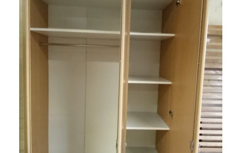 GARDE ROBES 3 PORTES STRATIFIE