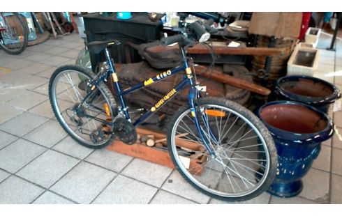 VTT GLOBE TROTTER BLEU 26 POUCES
