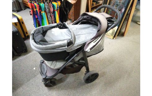 POUSSETTE JOIE + LANDEAU