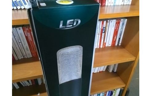 BORNE LED D'EXTERIEURE LUMINEUSE