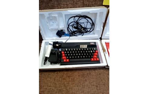 ORDINATEUR ORIC ATMOS 48K + CARTON POLYSTIRENE