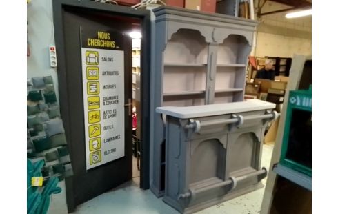 MEUBLE BAR AVEC L ARRIÈRE