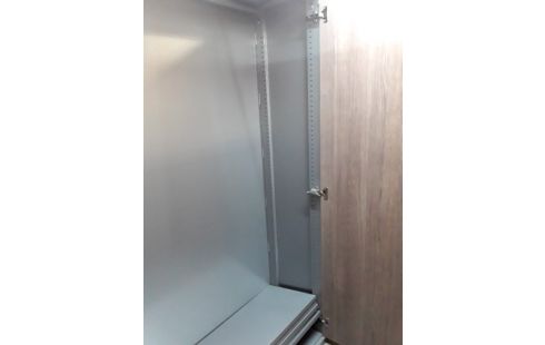 ARMOIRE DE BUREAU PORTE MELAMINE DECO CHENE + CLE .