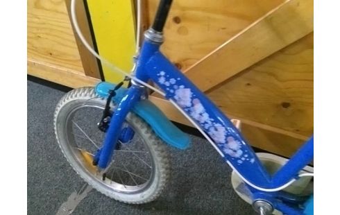 VELO ENFANT REINE DES NEIGES