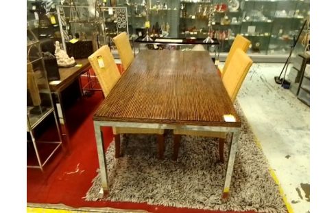 TABLE DE SALLE A MANGER PIEDS CHROME