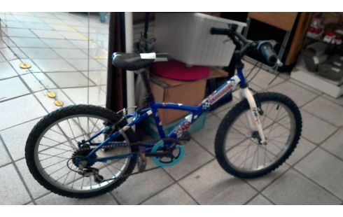 VELO ENFANT 20 POUCES DECATHLON