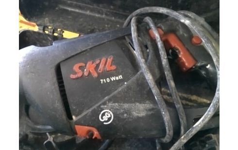 PERCEUSE A PERCUSSION SKIL 710W