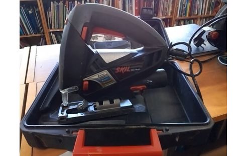 SCIE SAUTEUSE SKIL 550W