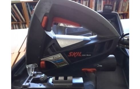 SCIE SAUTEUSE SKIL 550W