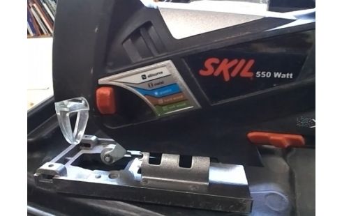 SCIE SAUTEUSE SKIL 550W