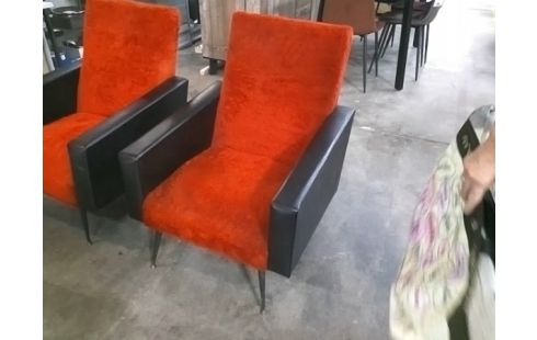 FAUTEUIL VINTAGE NOIRE & ROUGE