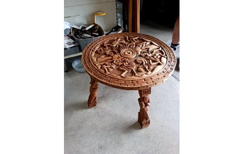 TABLE BASSE AFRICAINE BOIS SCULPTÉ