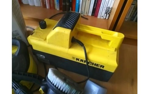 KARCHER 500 AVEC ACCESSOIRES