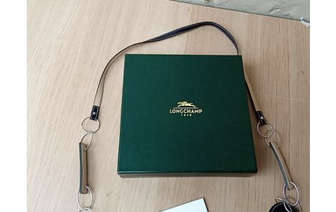 COLLIER BIJOUX CUIR LONGCHAMP