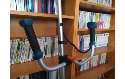 DEBROUSSAILLEUSE ERBAUER  AVEC BATTERIE