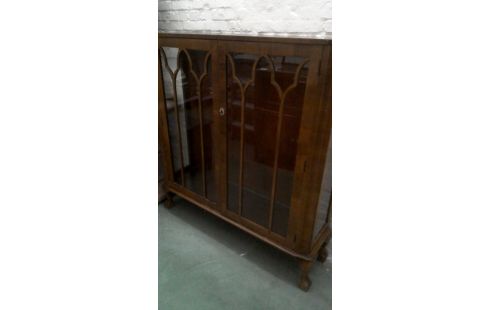 VITRINE ENGLISCH ANTIK MAHAGONI-PYRAMIDE