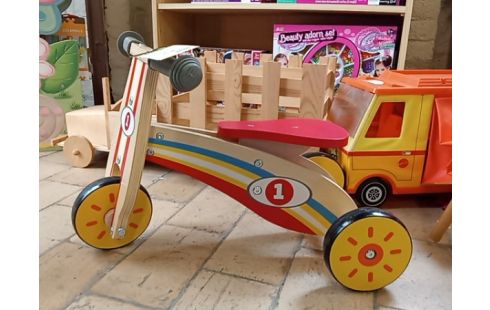 TRICYCLE ENFANT BOIS