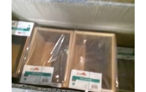 BOITE DE RANGEMENT L'UNITÉ