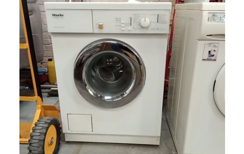 MACHINE A LAVER MIELE