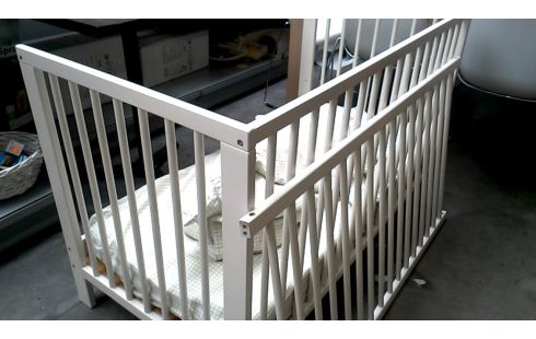 KINDERBED WIT HOUT GULLIVER