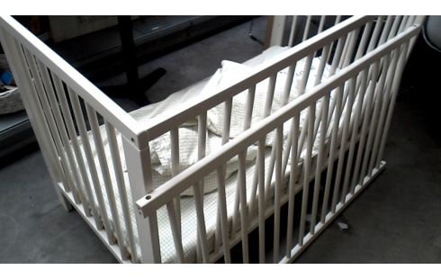 KINDERBED WIT HOUT GULLIVER