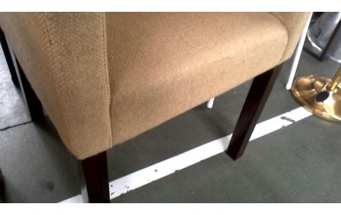 SILLÓN DE CUERO CLUB AMARILLO TEJIDO