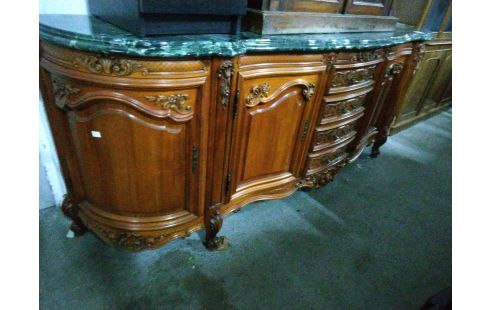 NIEDRIGE ANRICHTE MARMORSTEIN