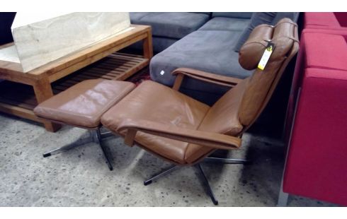 BUTACA. PIVOTANTE AÑOS 70 CUERO MARRÓN